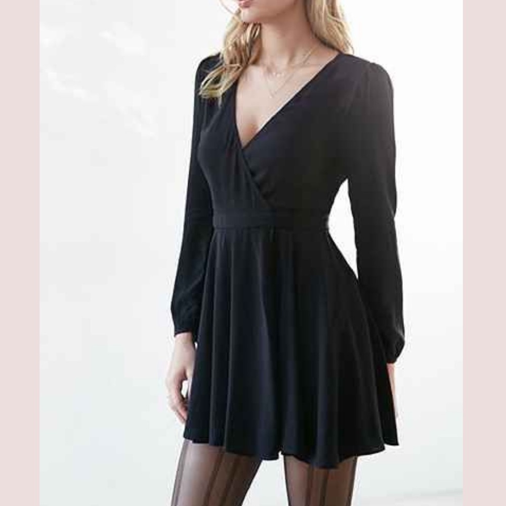 Urban Outfitters Ecote Ruby mini wrap dress in black size medium